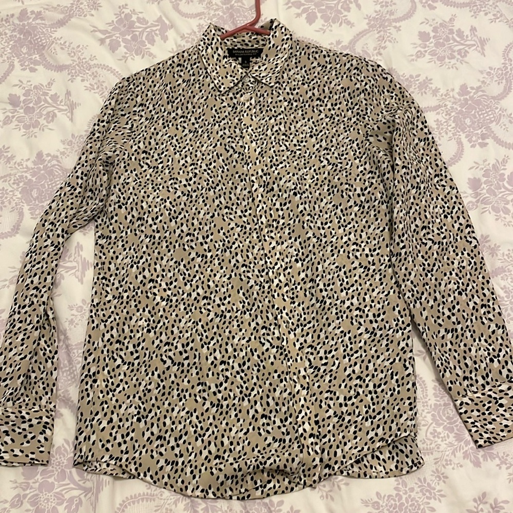 Banana Republic Shirt - Dillon Classic Fit - size S - like new